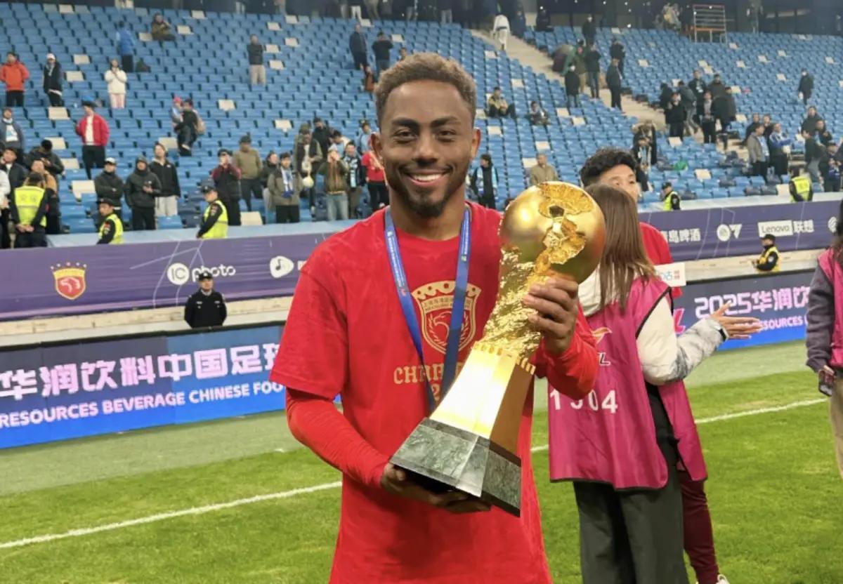 AG体育登录入口-葡媒：海港与加布里埃尔达成个人协议，现正进行永久转会谈判